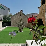 Sime Apartment