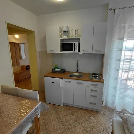 Sime Apartment *